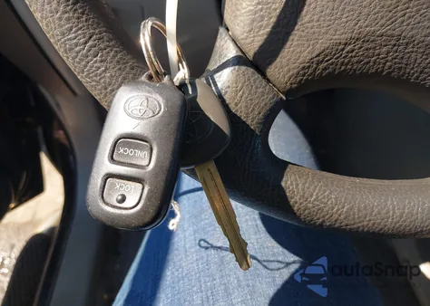 2005 Toyota Highlander V6 из США, поврежденный, VIN JTEEP21A050072386